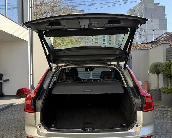 Вольво ХС60 2018 у Житомирі на Automoto.ua Сірий Вольво ХС60, об'ємом двигуна 1.97 л та пробігом 168 тис. км за 33000 $, фото 9 на Automoto.ua