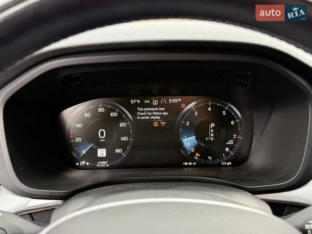 Вольво ХС60 2018 в Луцке на Automoto.ua Серый Вольво ХС60, объемом двигателя 2 л и пробегом 230 тыс. км за 15300 $, фото 8 на Automoto.ua