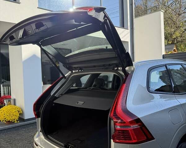 Вольво ХС60 2018 у Житомирі на Automoto.ua Сірий Вольво ХС60, об'ємом двигуна 1.97 л та пробігом 168 тис. км за 33000 $, фото 10 на Automoto.ua