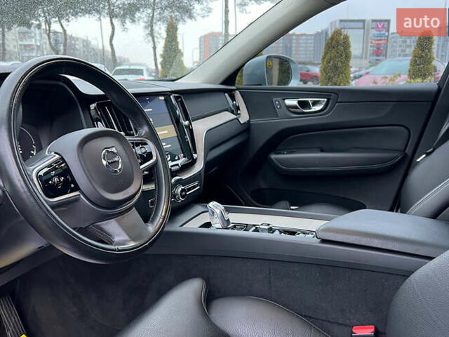 Сірий Вольво ХС60, об'ємом двигуна 1.97 л та пробігом 75 тис. км за 39900 $, фото 9 на Automoto.ua