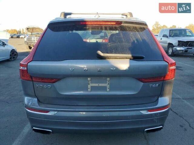 Сірий Вольво ХС60, об'ємом двигуна 1.97 л та пробігом 64 тис. км за 9000 $, фото 5 на Automoto.ua