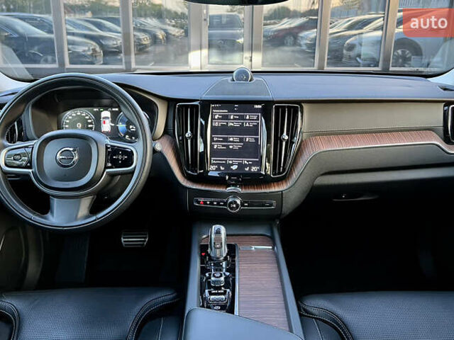 Серый Вольво ХС60, объемом двигателя 1.97 л и пробегом 118 тыс. км за 32500 $, фото 27 на Automoto.ua