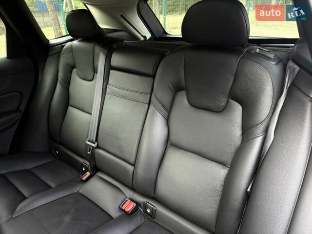Серый Вольво ХС60, объемом двигателя 2 л и пробегом 85 тыс. км за 24000 $, фото 27 на Automoto.ua