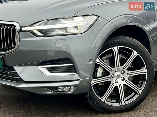 Серый Вольво ХС60, объемом двигателя 1.97 л и пробегом 118 тыс. км за 31500 $, фото 4 на Automoto.ua