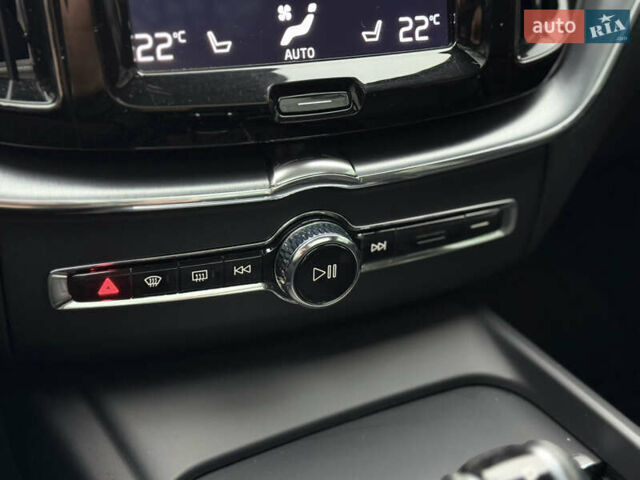 Серый Вольво ХС60, объемом двигателя 1.97 л и пробегом 111 тыс. км за 26500 $, фото 16 на Automoto.ua