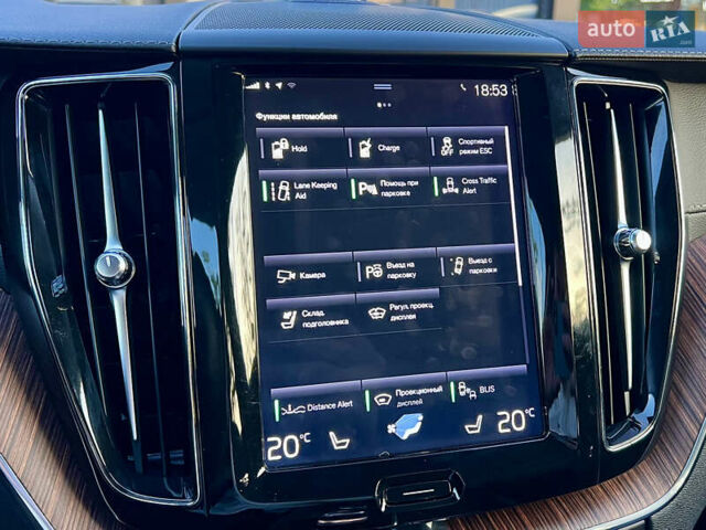 Серый Вольво ХС60, объемом двигателя 1.97 л и пробегом 118 тыс. км за 32500 $, фото 34 на Automoto.ua