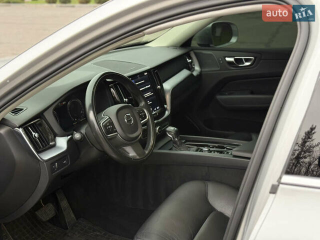 Серый Вольво ХС60, объемом двигателя 1.97 л и пробегом 111 тыс. км за 26500 $, фото 8 на Automoto.ua