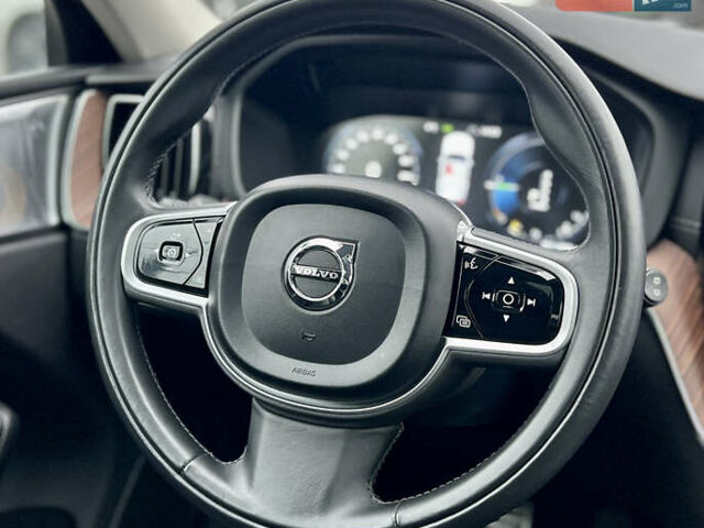 Серый Вольво ХС60, объемом двигателя 1.97 л и пробегом 118 тыс. км за 31500 $, фото 26 на Automoto.ua