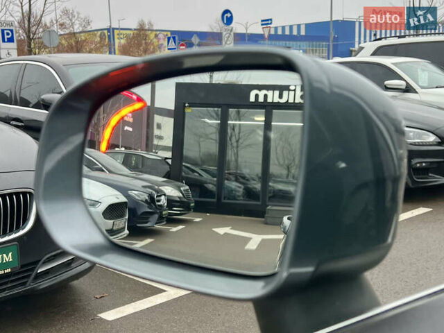 Серый Вольво ХС60, объемом двигателя 1.97 л и пробегом 118 тыс. км за 31500 $, фото 13 на Automoto.ua