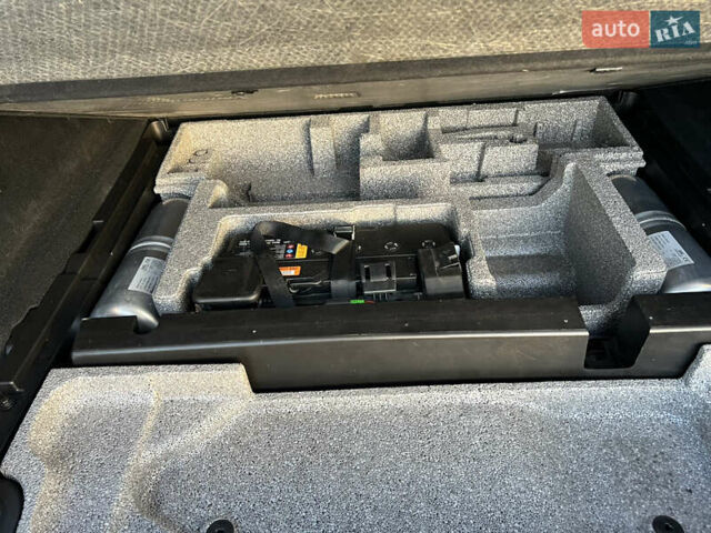 Серый Вольво ХС60, объемом двигателя 1.97 л и пробегом 118 тыс. км за 32500 $, фото 42 на Automoto.ua