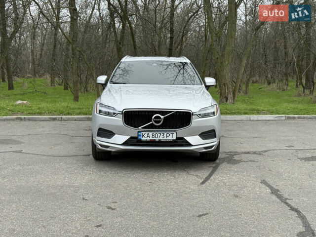 Серый Вольво ХС60, объемом двигателя 1.97 л и пробегом 111 тыс. км за 26500 $, фото 2 на Automoto.ua