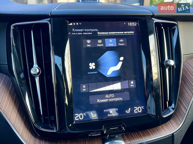 Серый Вольво ХС60, объемом двигателя 1.97 л и пробегом 118 тыс. км за 32500 $, фото 32 на Automoto.ua