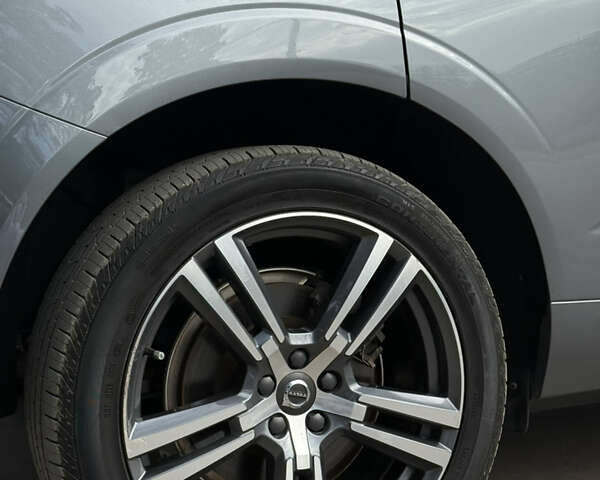 Серый Вольво ХС60, объемом двигателя 2 л и пробегом 85 тыс. км за 24000 $, фото 18 на Automoto.ua