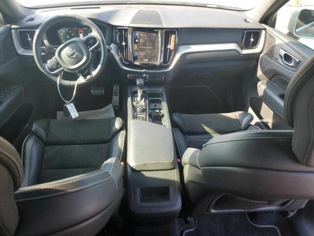 Сірий Вольво ХС60, об'ємом двигуна 0 л та пробігом 54 тис. км за 8000 $, фото 7 на Automoto.ua