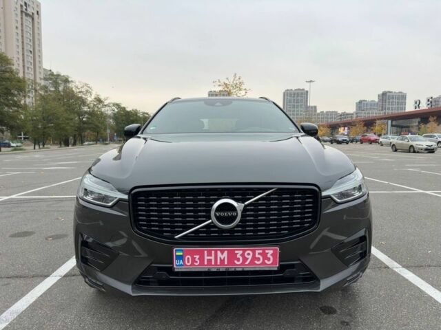 Серый Вольво ХС60, объемом двигателя 2 л и пробегом 185 тыс. км за 32000 $, фото 1 на Automoto.ua