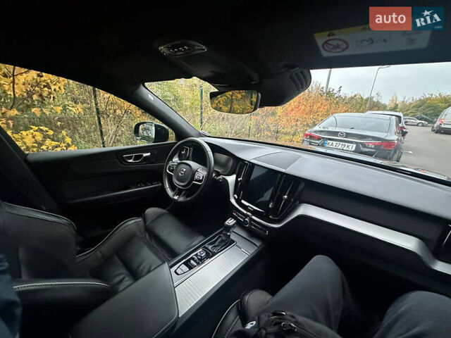 Сірий Вольво ХС60, об'ємом двигуна 1.97 л та пробігом 185 тис. км за 32200 $, фото 41 на Automoto.ua