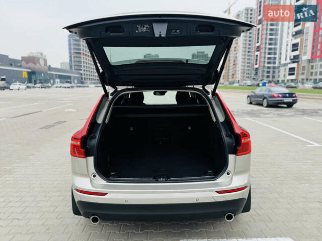 Серый Вольво ХС60, объемом двигателя 2 л и пробегом 57 тыс. км за 41000 $, фото 12 на Automoto.ua