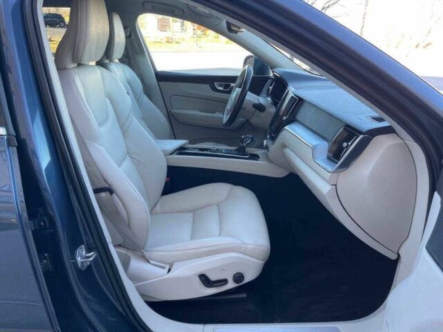 Серый Вольво ХС60, объемом двигателя 2 л и пробегом 48 тыс. км за 25000 $, фото 9 на Automoto.ua