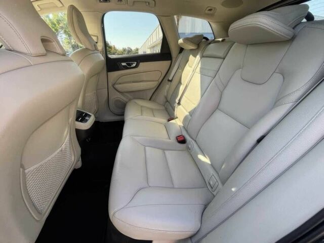 Серый Вольво ХС60, объемом двигателя 2 л и пробегом 39 тыс. км за 12000 $, фото 12 на Automoto.ua