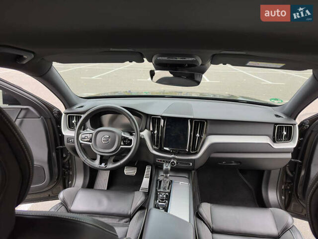 Сірий Вольво ХС60, об'ємом двигуна 1.97 л та пробігом 185 тис. км за 32200 $, фото 34 на Automoto.ua