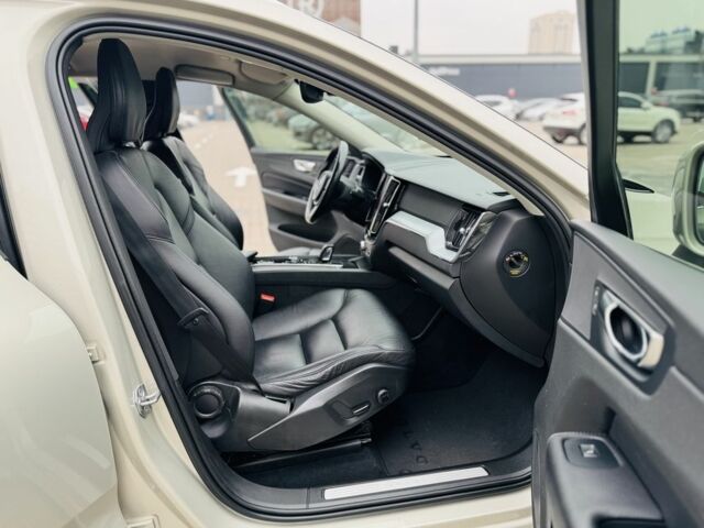 Серый Вольво ХС60, объемом двигателя 2 л и пробегом 57 тыс. км за 41000 $, фото 9 на Automoto.ua