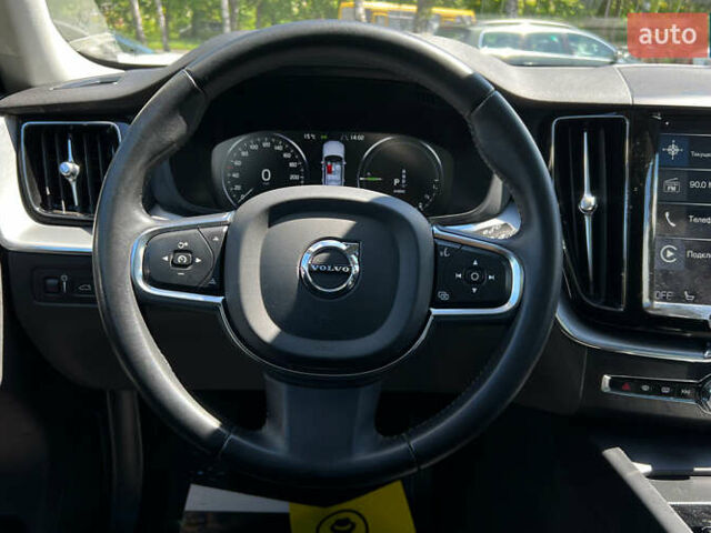 Серый Вольво ХС60, объемом двигателя 2 л и пробегом 216 тыс. км за 37690 $, фото 11 на Automoto.ua