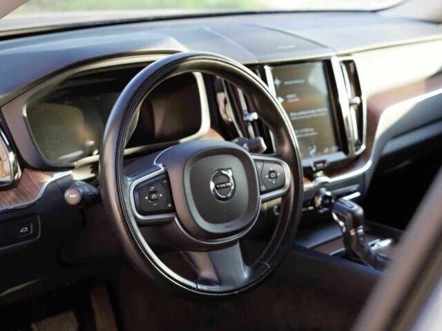 Сірий Вольво ХС60, об'ємом двигуна 2 л та пробігом 69 тис. км за 22100 $, фото 10 на Automoto.ua