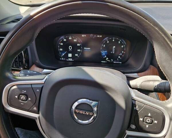Серый Вольво ХС60, объемом двигателя 1.97 л и пробегом 50 тыс. км за 31000 $, фото 11 на Automoto.ua