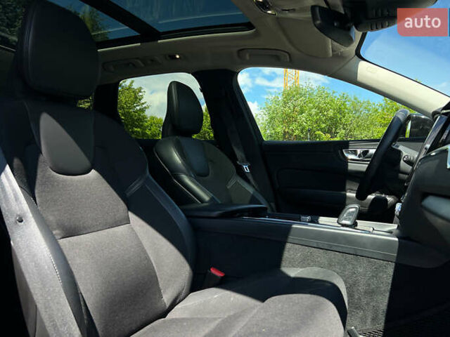 Серый Вольво ХС60, объемом двигателя 2 л и пробегом 216 тыс. км за 37690 $, фото 8 на Automoto.ua