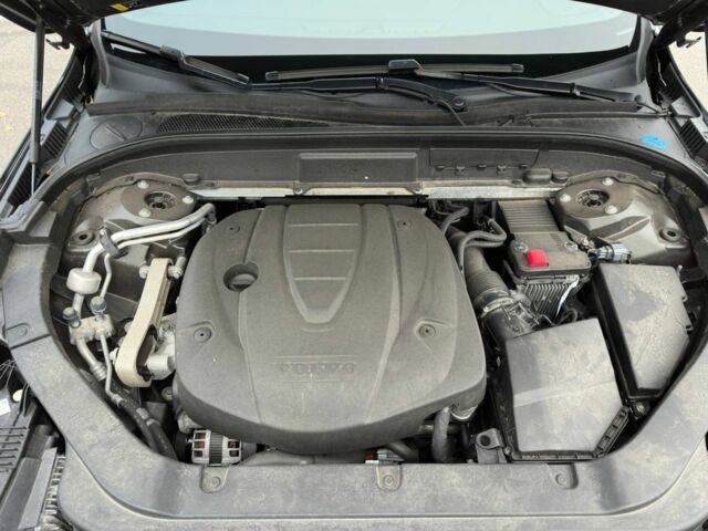 Серый Вольво ХС60, объемом двигателя 2 л и пробегом 185 тыс. км за 32000 $, фото 13 на Automoto.ua