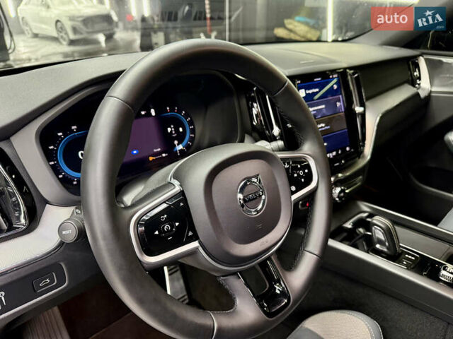 Серый Вольво ХС60, объемом двигателя 1.97 л и пробегом 82 тыс. км за 42000 $, фото 13 на Automoto.ua