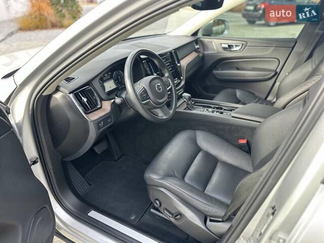 Вольво ХС60 2021 в Луцке на Automoto.ua Серый Вольво ХС60, объемом двигателя 2 л и пробегом 63 тыс. км за 28000 $, фото 13 на Automoto.ua