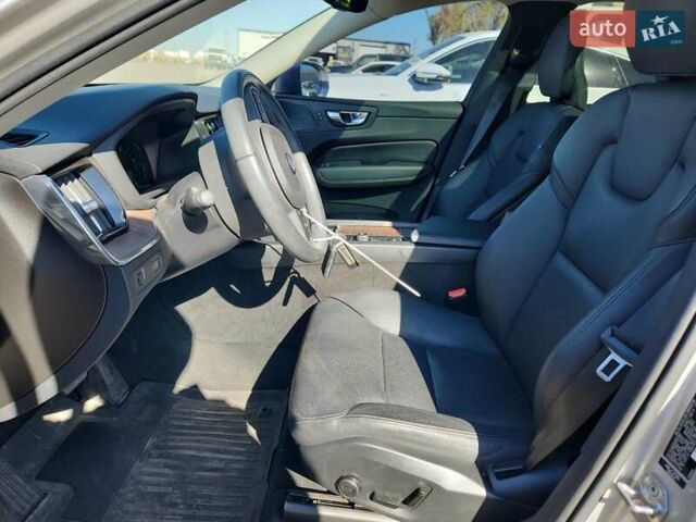 Серый Вольво ХС60, объемом двигателя 1.97 л и пробегом 84 тыс. км за 10300 $, фото 6 на Automoto.ua