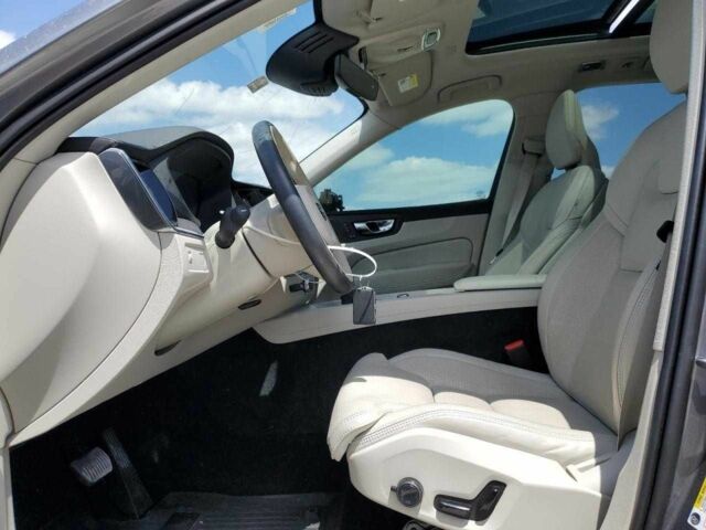 Серый Вольво ХС60, объемом двигателя 2 л и пробегом 29 тыс. км за 17800 $, фото 6 на Automoto.ua