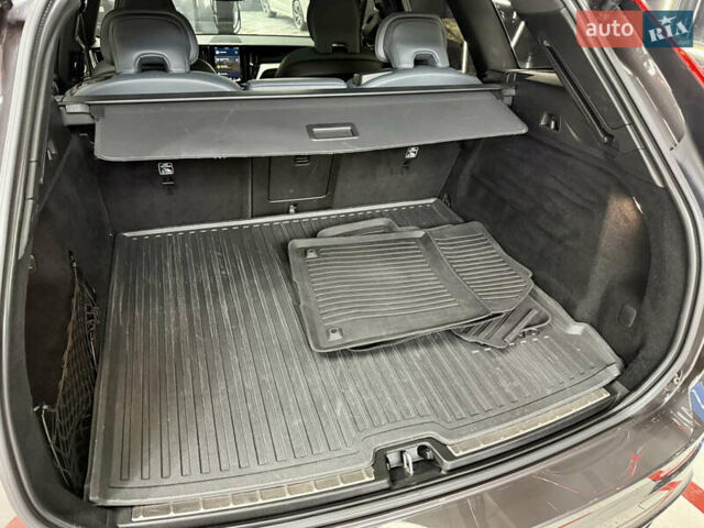 Серый Вольво ХС60, объемом двигателя 1.97 л и пробегом 82 тыс. км за 42000 $, фото 26 на Automoto.ua