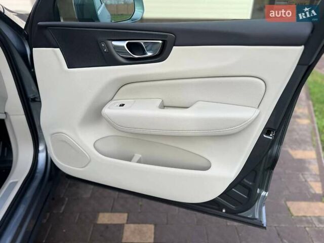 Серый Вольво ХС60, объемом двигателя 1.97 л и пробегом 76 тыс. км за 39500 $, фото 1 на Automoto.ua