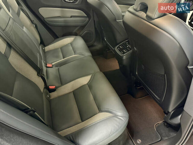 Серый Вольво ХС60, объемом двигателя 1.97 л и пробегом 82 тыс. км за 42000 $, фото 21 на Automoto.ua