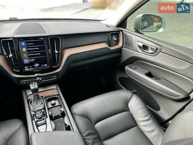 Вольво ХС60 2021 в Луцке на Automoto.ua Серый Вольво ХС60, объемом двигателя 2 л и пробегом 63 тыс. км за 28000 $, фото 25 на Automoto.ua