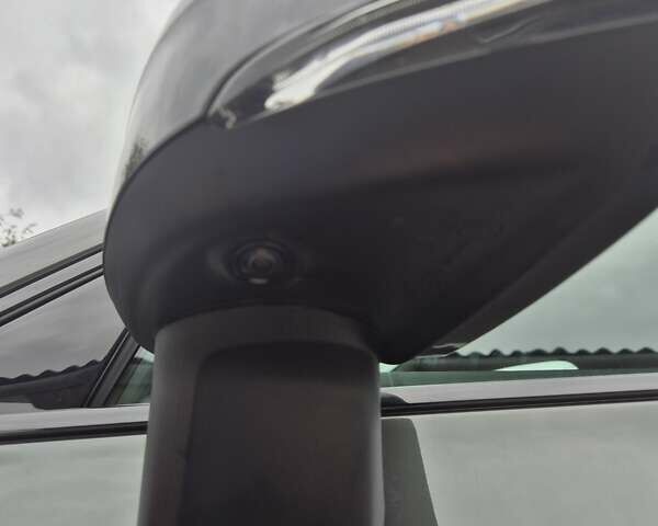 Серый Вольво ХС60, объемом двигателя 1.97 л и пробегом 99 тыс. км за 45500 $, фото 15 на Automoto.ua