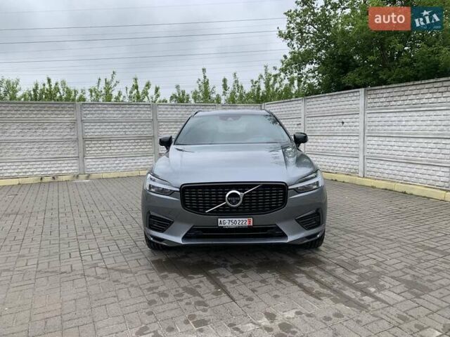 Вольво ХС60 2021 в Ровно на Automoto.ua Серый Вольво ХС60, объемом двигателя 1.97 л и пробегом 222 тыс. км за 34999 $, фото 3 на Automoto.ua