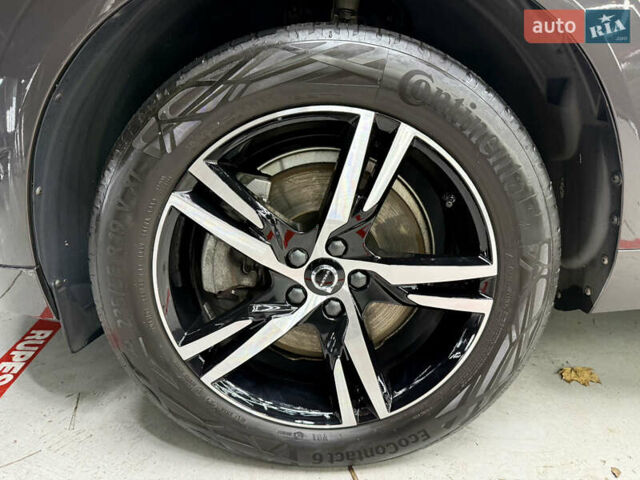 Серый Вольво ХС60, объемом двигателя 1.97 л и пробегом 82 тыс. км за 42000 $, фото 9 на Automoto.ua