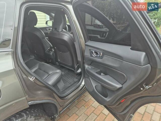 Серый Вольво ХС60, объемом двигателя 1.97 л и пробегом 99 тыс. км за 45500 $, фото 11 на Automoto.ua