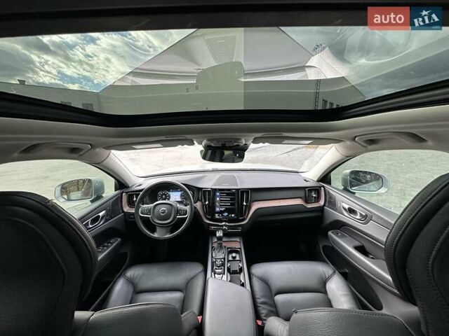 Вольво ХС60 2021 в Луцке на Automoto.ua Серый Вольво ХС60, объемом двигателя 2 л и пробегом 63 тыс. км за 28000 $, фото 20 на Automoto.ua