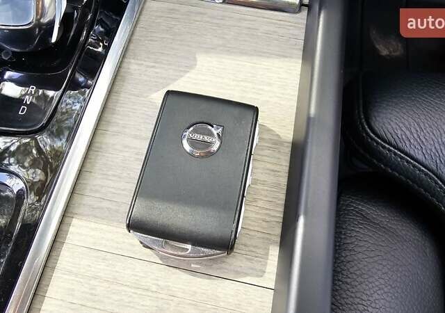 Серый Вольво ХС60, объемом двигателя 1.97 л и пробегом 48 тыс. км за 47000 $, фото 35 на Automoto.ua