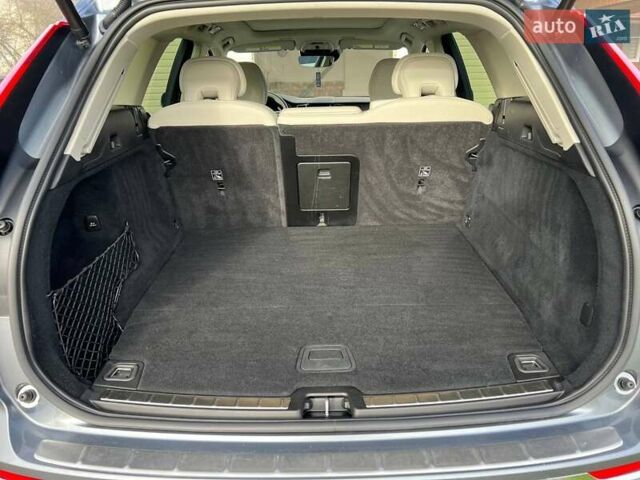 Серый Вольво ХС60, объемом двигателя 1.97 л и пробегом 76 тыс. км за 39500 $, фото 17 на Automoto.ua