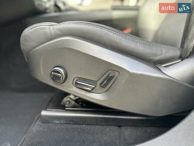 Вольво ХС60 2021 в Луцке на Automoto.ua Серый Вольво ХС60, объемом двигателя 2 л и пробегом 63 тыс. км за 28000 $, фото 15 на Automoto.ua