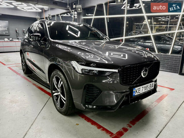 Серый Вольво ХС60, объемом двигателя 1.97 л и пробегом 82 тыс. км за 42000 $, фото 3 на Automoto.ua