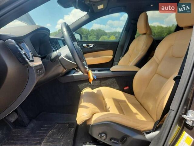 Сірий Вольво ХС60, об'ємом двигуна 2 л та пробігом 64 тис. км за 4000 $, фото 6 на Automoto.ua