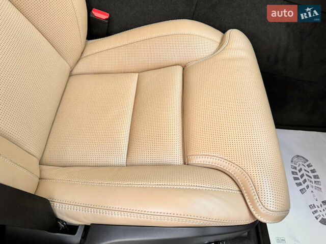 Вольво ХС60 2022 в Киеве на Automoto.ua Серый Вольво ХС60, объемом двигателя 2 л и пробегом 34 тыс. км за 49000 $, фото 37 на Automoto.ua