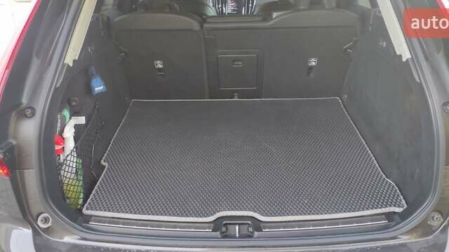 Серый Вольво ХС60, объемом двигателя 1.97 л и пробегом 47 тыс. км за 43999 $, фото 8 на Automoto.ua